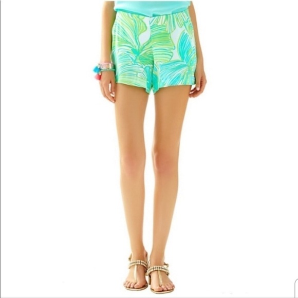 LILLY PULITZER Jeannie Green Sheen Floral Plant Print Lightweight Shorts 8 NWT - Picture 1 of 11